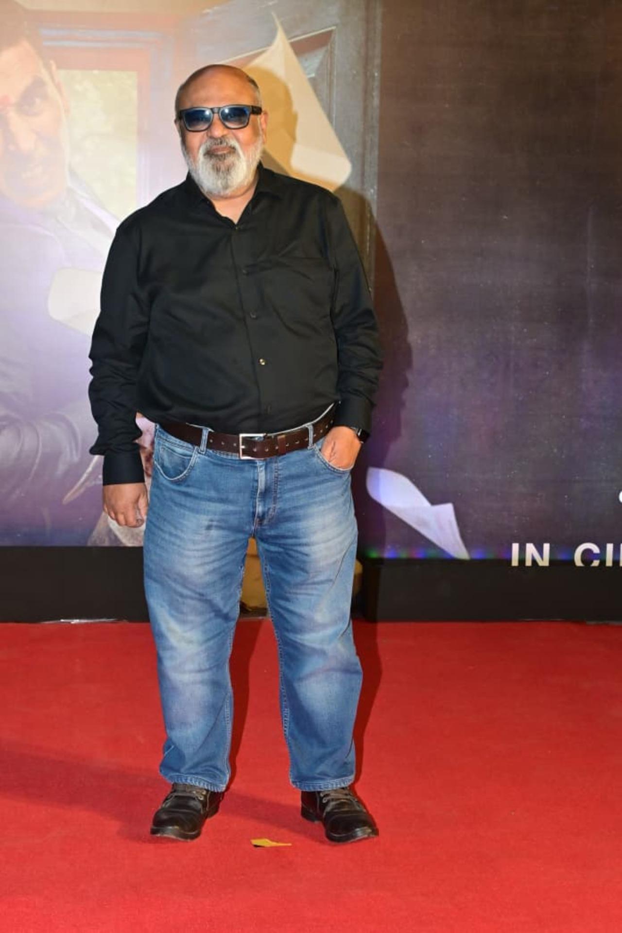 Saurabh Shukla, who essays a prominent role in the film, made a striking appearance at the red carpet.